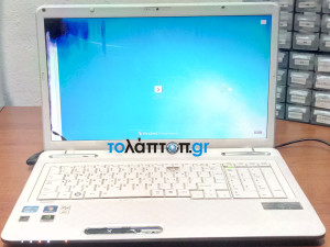 Αντικατάσταση σπασμένης οθόνης στο λαπτόπ Toshiba L775-15Q